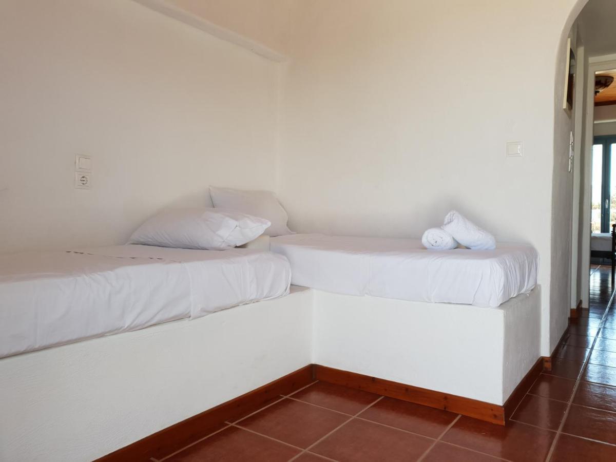 Captain's Rocks Hotel Chrisi Akti (Paros)